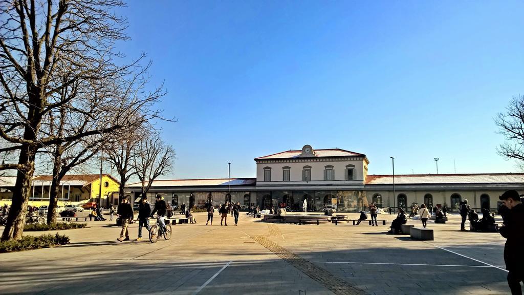 Airport Station Bergamo Bérgamo Exterior foto